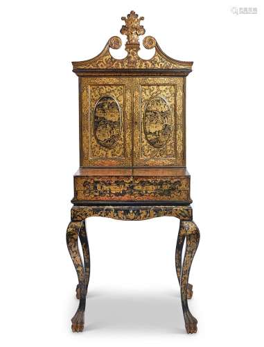 A CHINESE EXPORT BLACK AND GILT LACQUER CABINET, EARLY 19TH ...