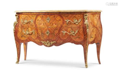 Y A FRENCH KINGWOOD, MARQUETRY AND ORMOLU MOUNTED COMMODE, I...