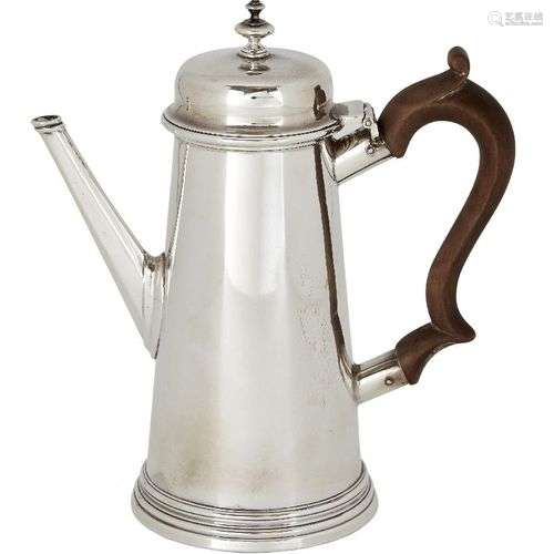 Une cafetière de célibataire en argent de l'époque victorien...