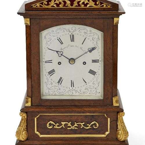 Une horloge de cheminée en chêne têtard William IV, vers 183...