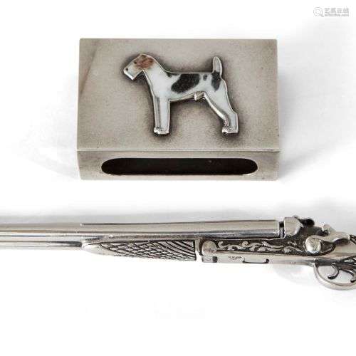 Un fusil de chasse italien miniature en argent, avec des mar...