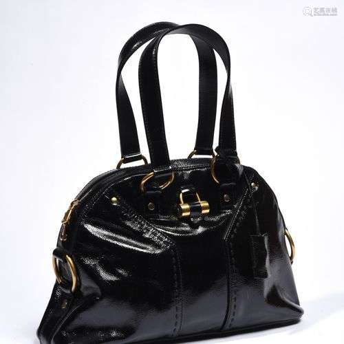 YVES SAINT LAURENT Sac « Muse » 37 cm en cuir vernis noir, g...