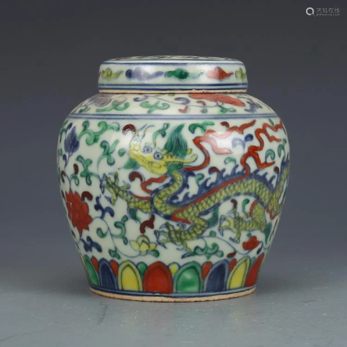 Ming dynasty colorful pot with dragon painting