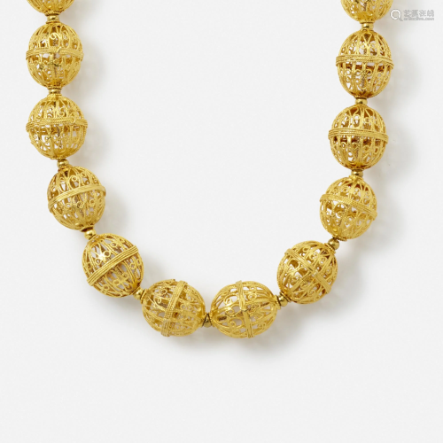Gold filigree necklace