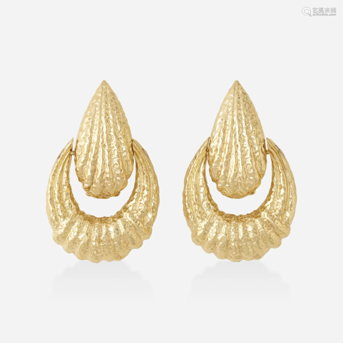 Hammered gold earrings