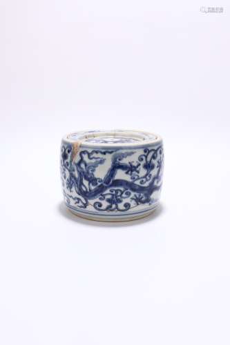 chinese blue and white porcelain cricket jar