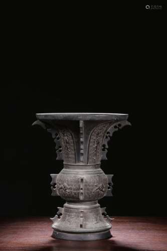 chinese bronze gu vessel