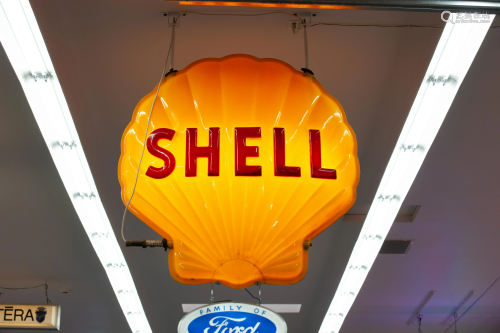 SHELL DOUBLE-SIDED LIGHTED PLASTIC SIGN