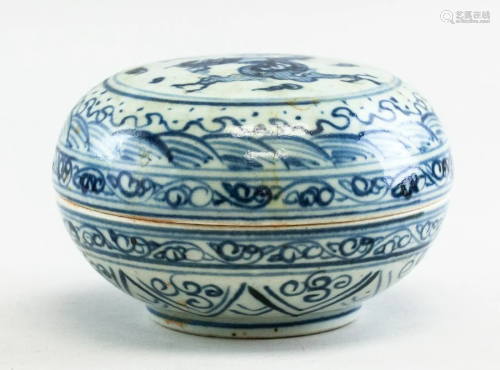 Chinese Blue and White Dragon Round Box