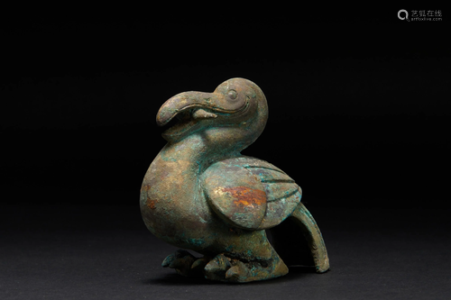 Bronze bird-shaped ornaments in the Han Dynasty