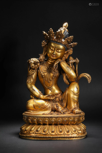 A gilt bronze statue of Guanyin in the Qing Dynasty