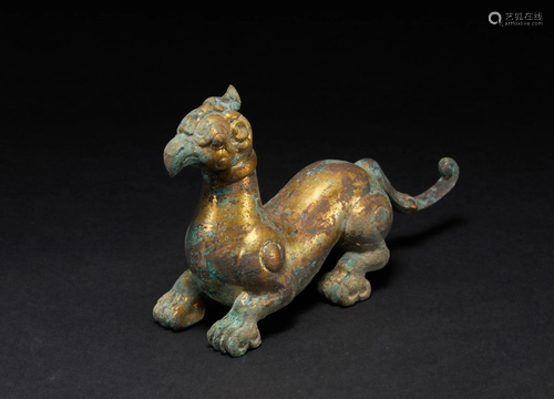 Bronze animal-shaped ornaments in the Han Dynasty