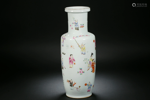 Famille rose character appreciation bottle in Qing