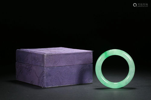 Jade Bracelet in Qing Dynasty