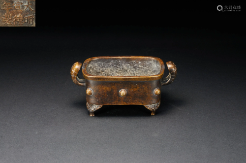 Bronze Double-ear Square Furnace in Ming Dynasty