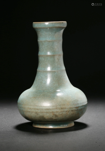 Celadon Vase in Song Dynasty