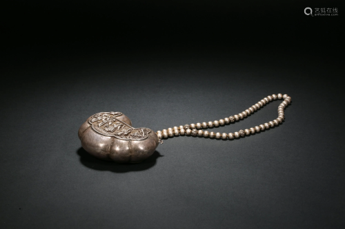 Silver longevity lock in Qing Dynasty