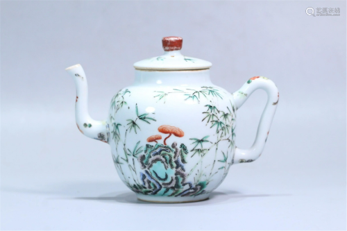 A CHINESE FAMILLE ROSE BAMBOO&LINGZHI PORCELAIN EWER