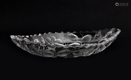 AMERICAN CUT CRYSTAL FLORAL & LEAF ICE CREAM DISH