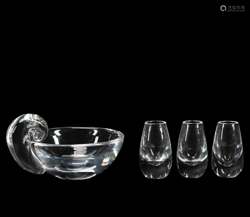 4PC STEUBEN CRYSTAL, OLIVE DISH & 3 BUD VASES