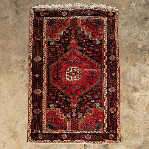 HAMADAN CARPET