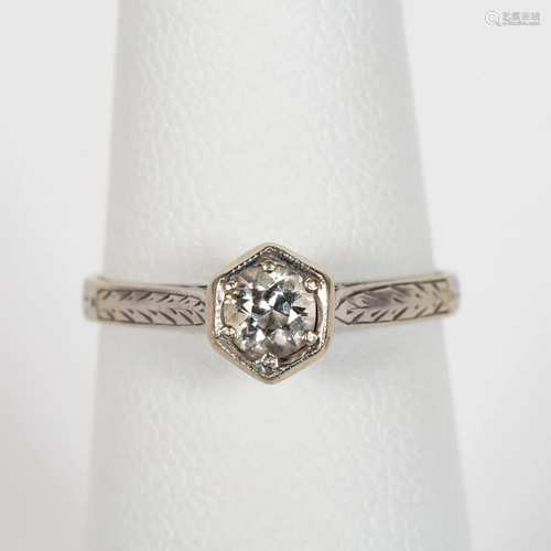 VINTAGE 14K WHITE GOLD & DIAMOND ENGAGEMENT RING