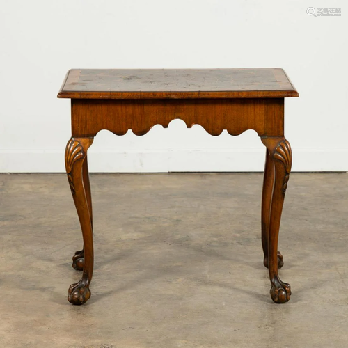 GEORGE II STYLE OYSTER VENEER TEA TABLE