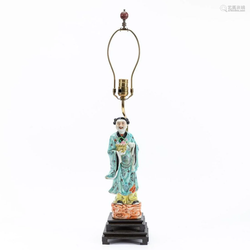 CHINESE PORCELAIN STANDING FEMALE FIGURE AS LAMP