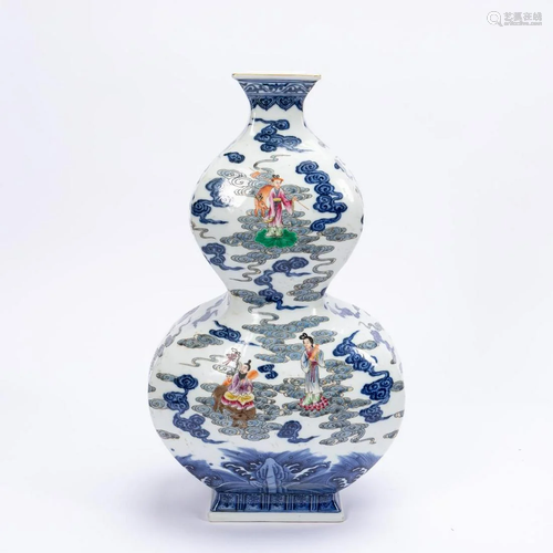 CHINESE BLUE & WHITE FAMILLE ROSE IMMORTALS VASE