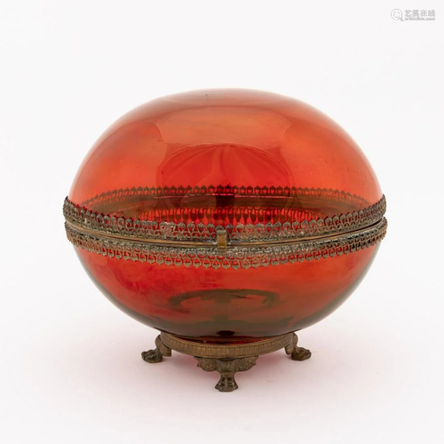 E. 20TH C. IRIDESCENT RUBY GLASS EGG FORM BOX