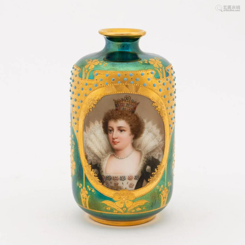 ROYAL VIENNA STYLE GREEN LUSTRE PORTRAIT VASE