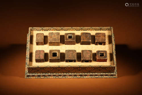 清 寿山石佛像诗文印章一盒十枚