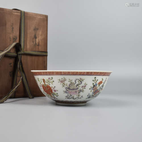 A CHINESE FAMILL-ROSE PORCELAIN BOWL WITH Eight treasures pa...