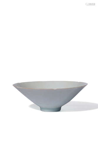 A HUTIAN KILN INCISED FLOWER CONICAL BOWL