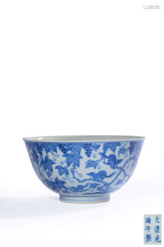 A BLUE AND WHITE GRAPEVINES AND PINE BOWL