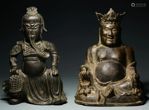 A pair of bronze statues of Ming Dynasty figures