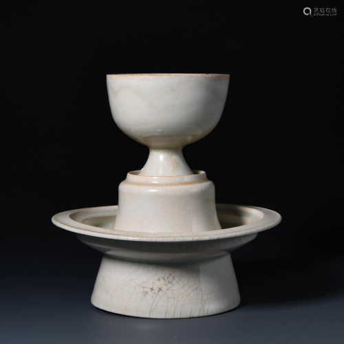 Celadon tea ware of Hutian in Song Dynasty