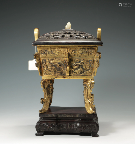 Ding-type furnace with clear copper and gilded animal