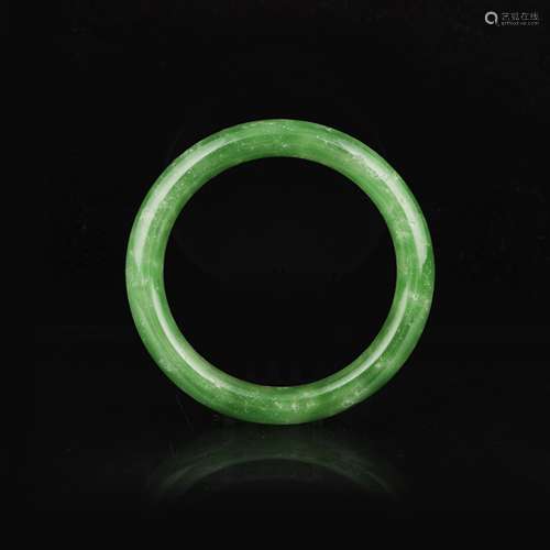 A Chinese Jadeite bracelet