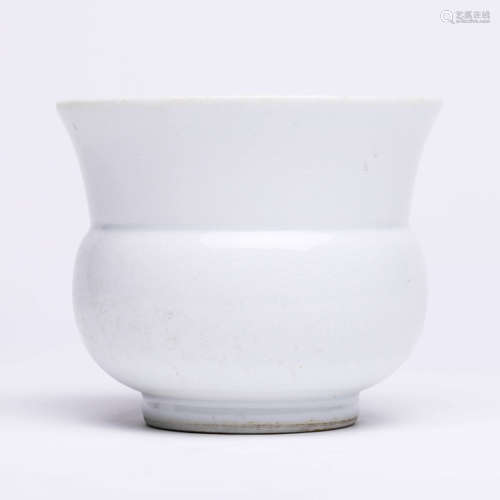 An Incised White-Glaze Interlocking Lotus Zhadou Vessel