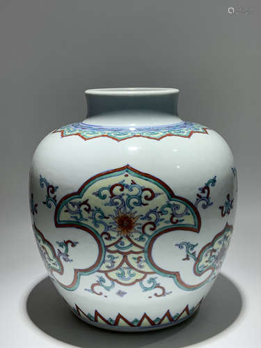 Qing Dynasty Kangxi Period Made Mark, Dou Color Rendong Patt...