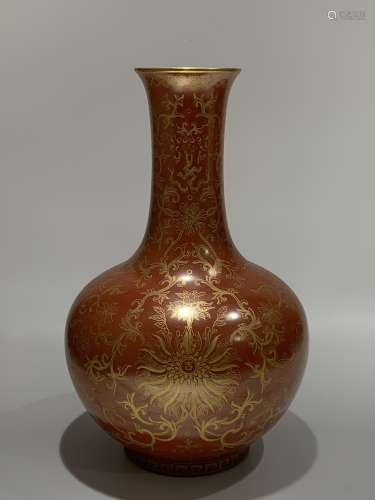 Qing Dynasty Jiaqing Period Made Mark, Cora Red Gilt Porcela...