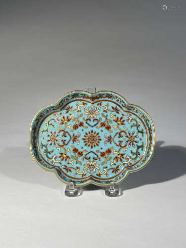 A Lobed Turquoise Ground Famille Rose Dish, Qianlong Mark