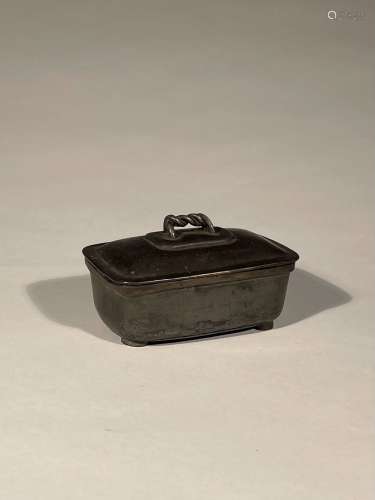 A Squared incense Burner, Minguo Period