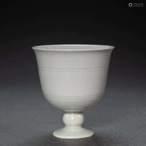CHINESE SUI WHITE GLAZE GOBLET, SUI DYNASTY