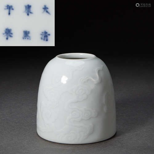 CHINESE WHITE GLAZE DRAGON - PATTERN VASE, QING DYNASTY