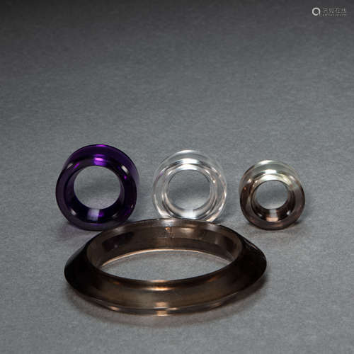 A SET OF CHINESE CRYSTAL RING, WARRING STATES PERIOD