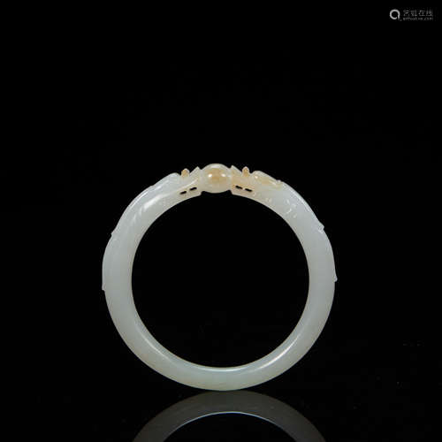 CHINESE HETIAN JADE TWO DRAGON SUCTION BEAD BRACELET, QING D...