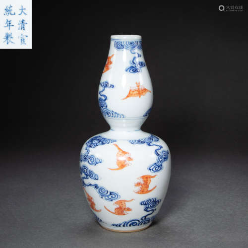 CHINESE BLUE AND WHITE PORCELAIN GOURD VASE, QING DYNASTY