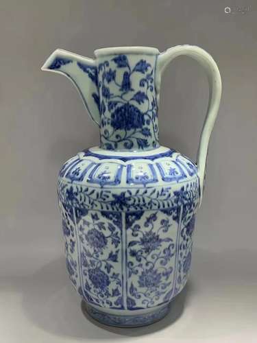 Ming Dynasty Yongxuan Period Mark, Blue and White Glazed Por...